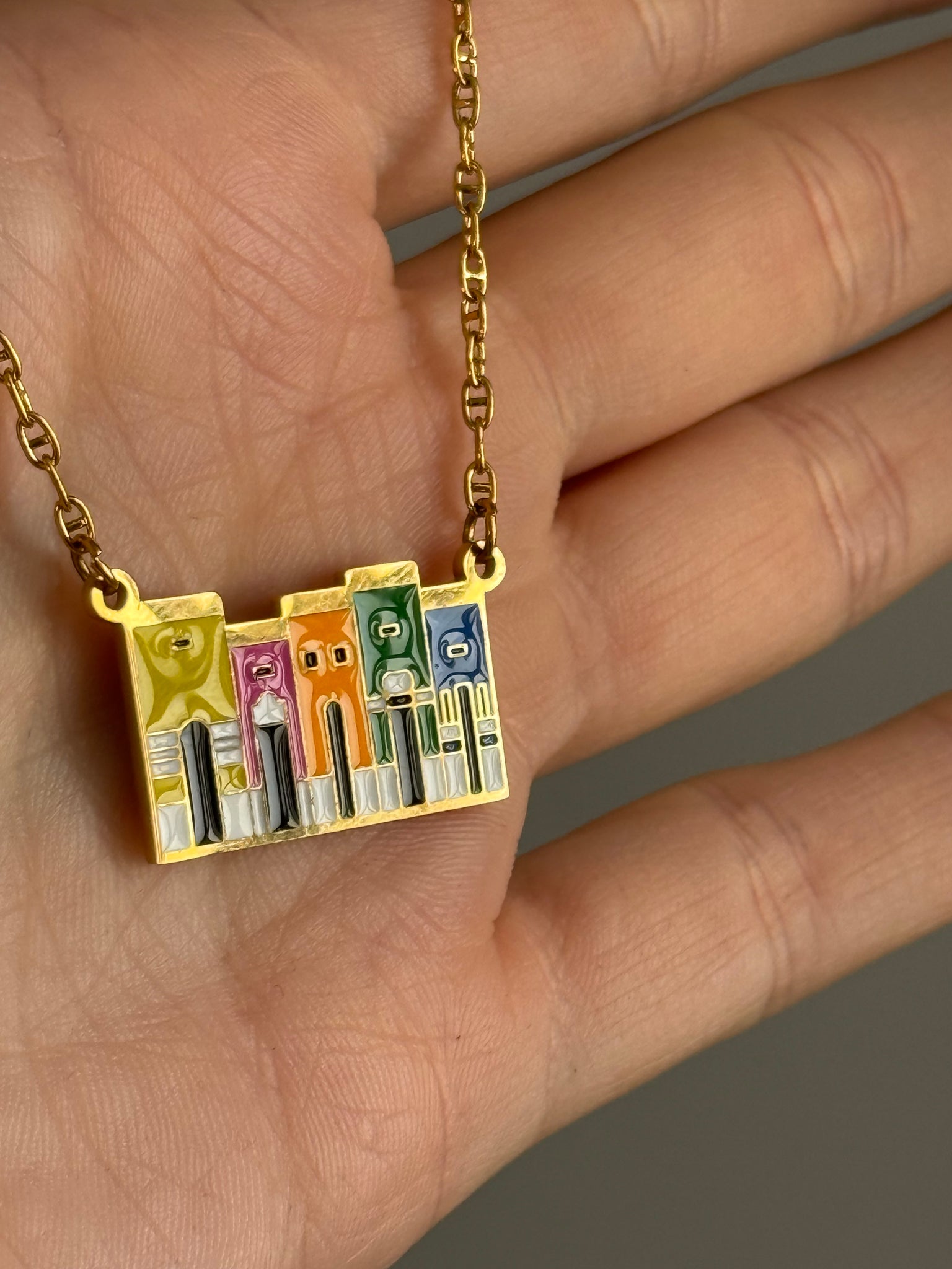 La Casita Necklace