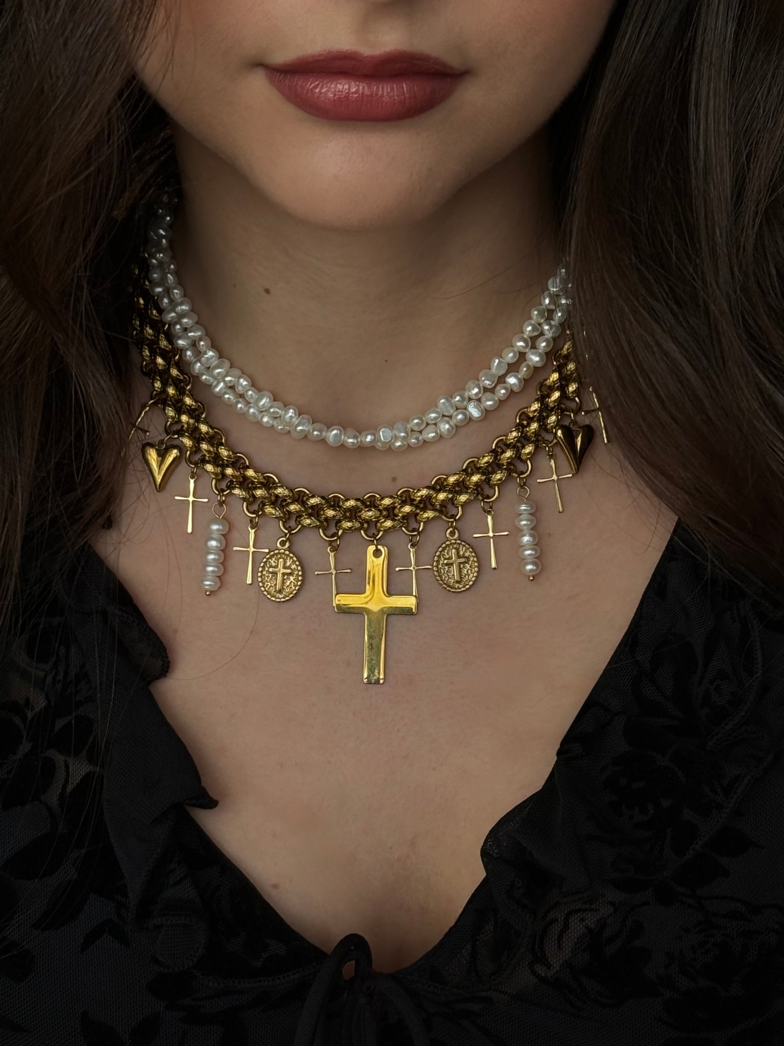 Neve Necklace