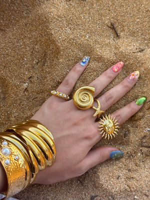 Lily Bracelet