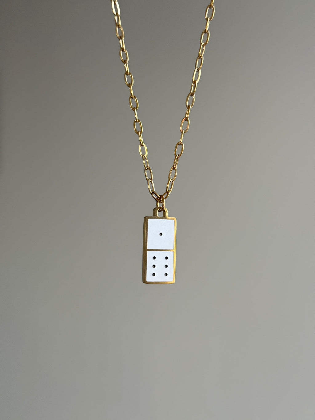 Dominó  Necklaces