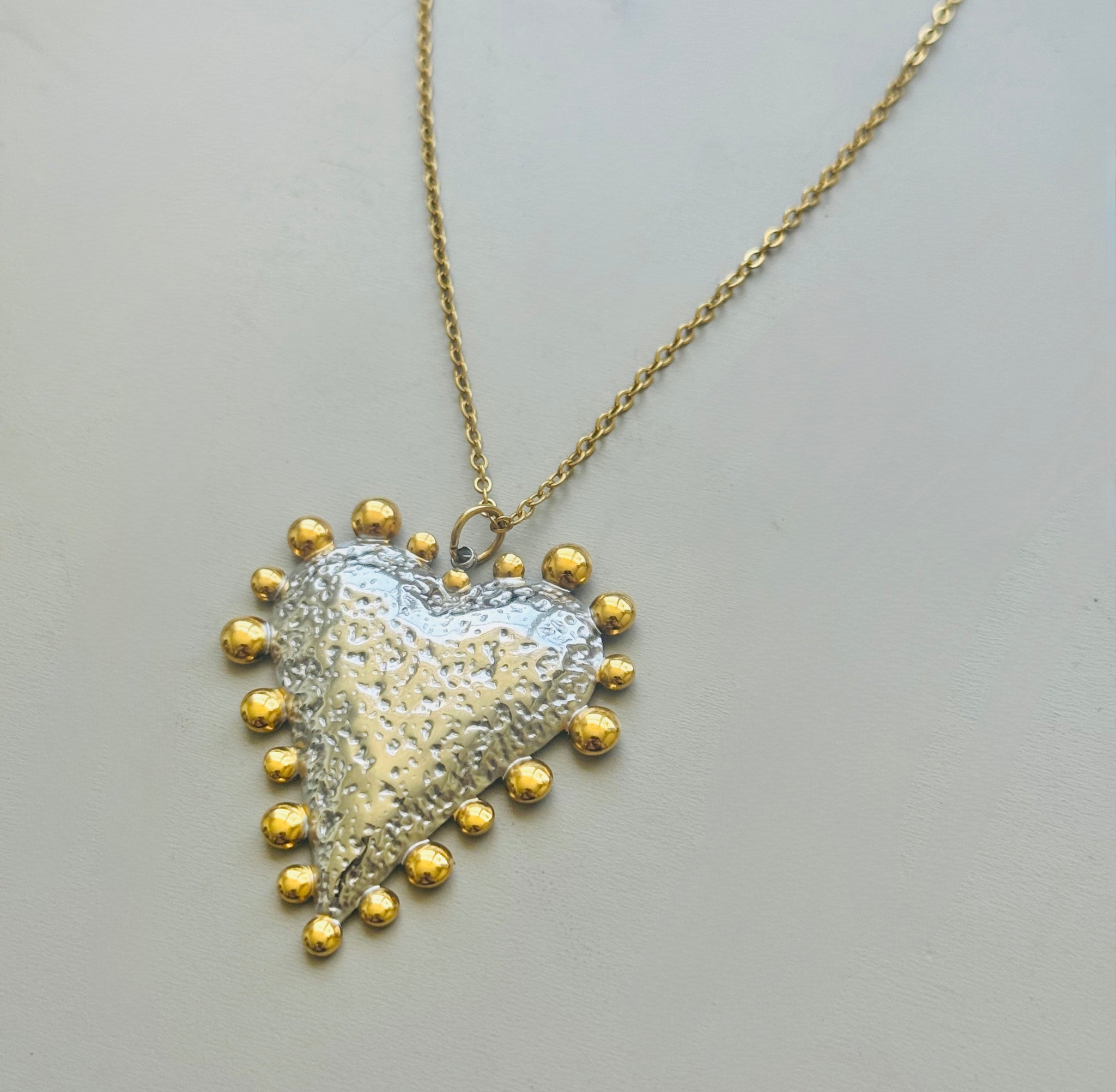 Gala Necklace