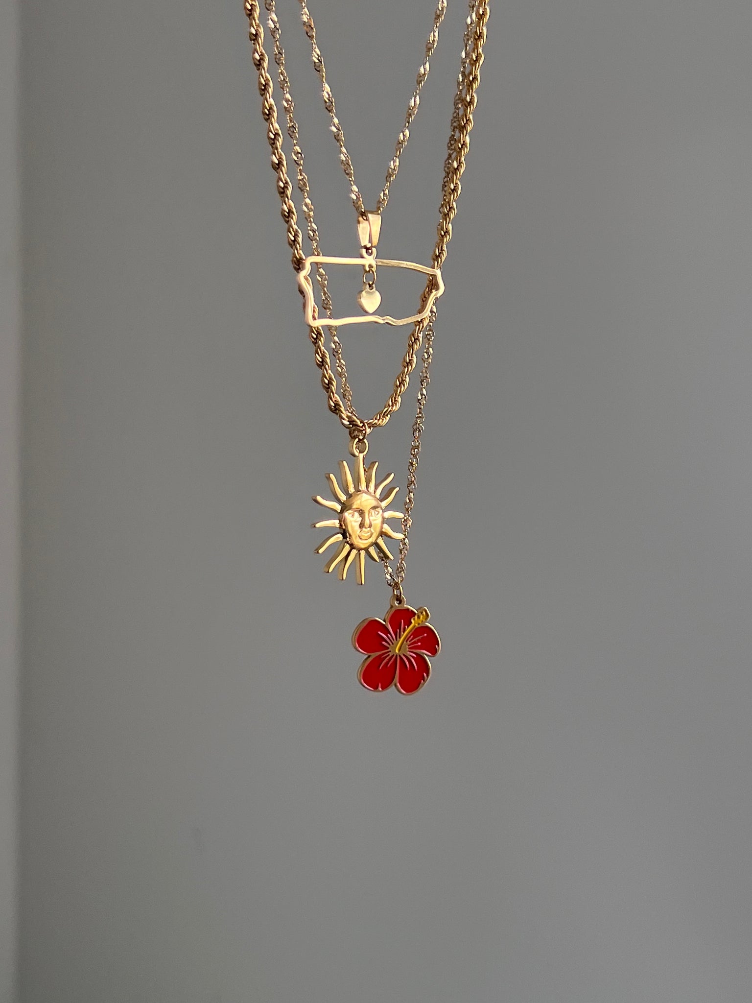 Flor de Maga Necklace