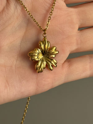 Flora Necklace