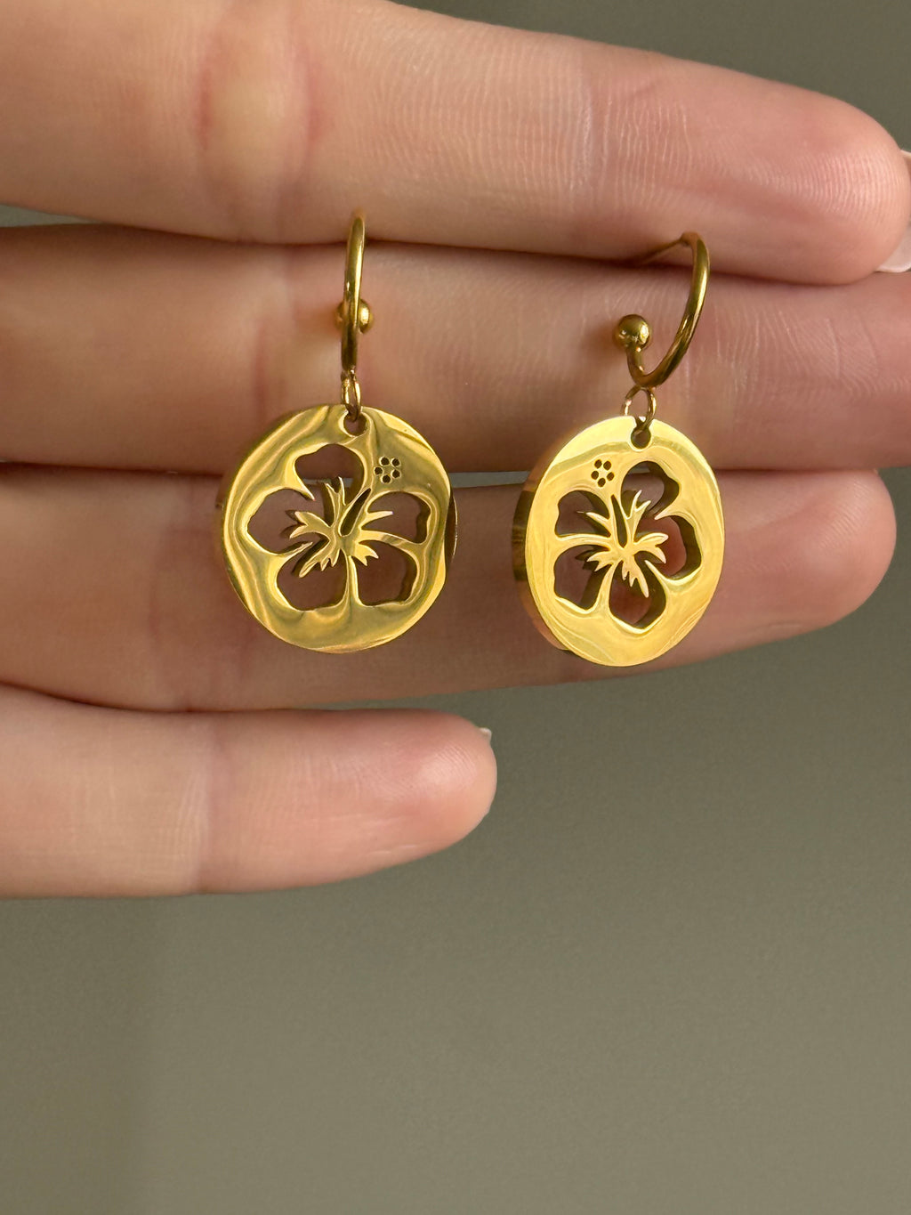 Flor Earrings 🌺