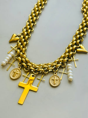 Neve Necklace